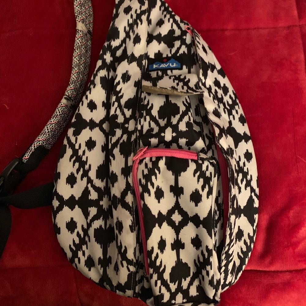 KAVU Sling bag